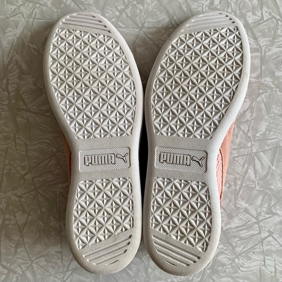 Puma Vikky Peach Mesh Sneakers 7 - Picture 7 of 9